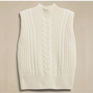 Banana Republic 100% cashmere cable knit sweater